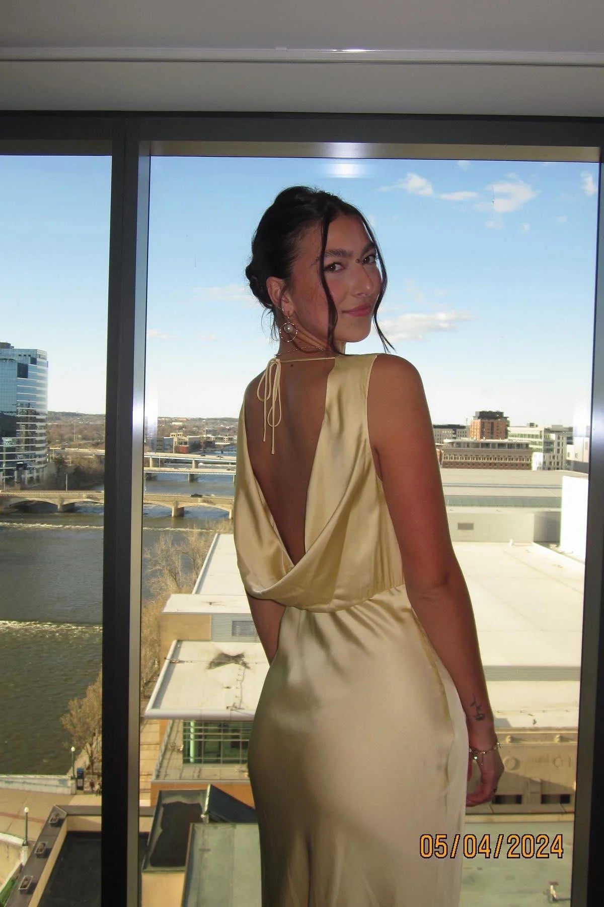 Robe Weitese en satin jaune à col en V et dos bénitier, robe de soirée fourreau longue, robe de bal